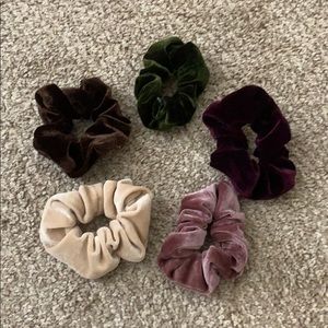Velvet Scrunchie Set
